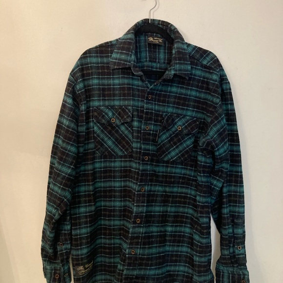 The Vermont flannel Co. button down shirt size XL - Picture 3 of 8